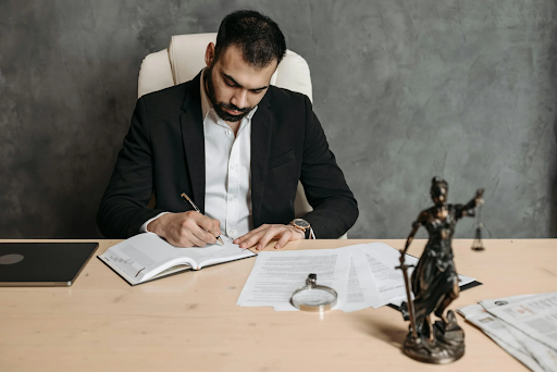 Criminal Lawer